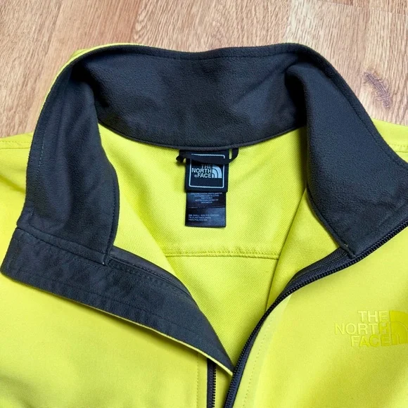 The North Face neon jacket - Picture 5 of 10